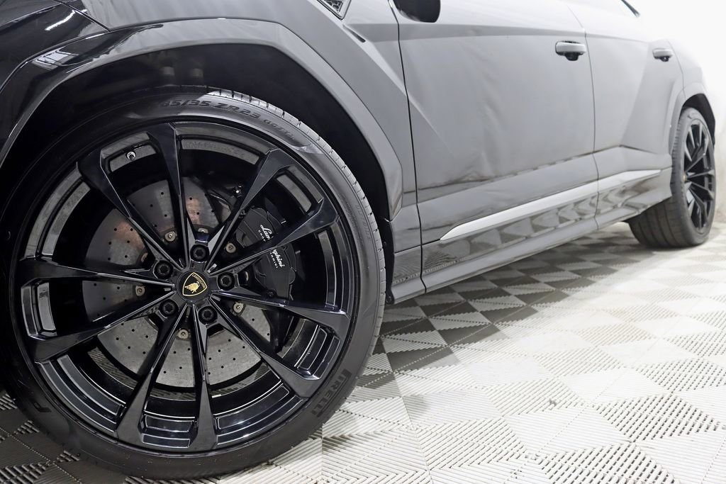 Used 2021 Lamborghini Urus image 5