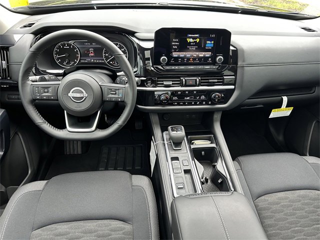 Certified 2025 Nissan Pathfinder SV w/ SV Premium Package image 24