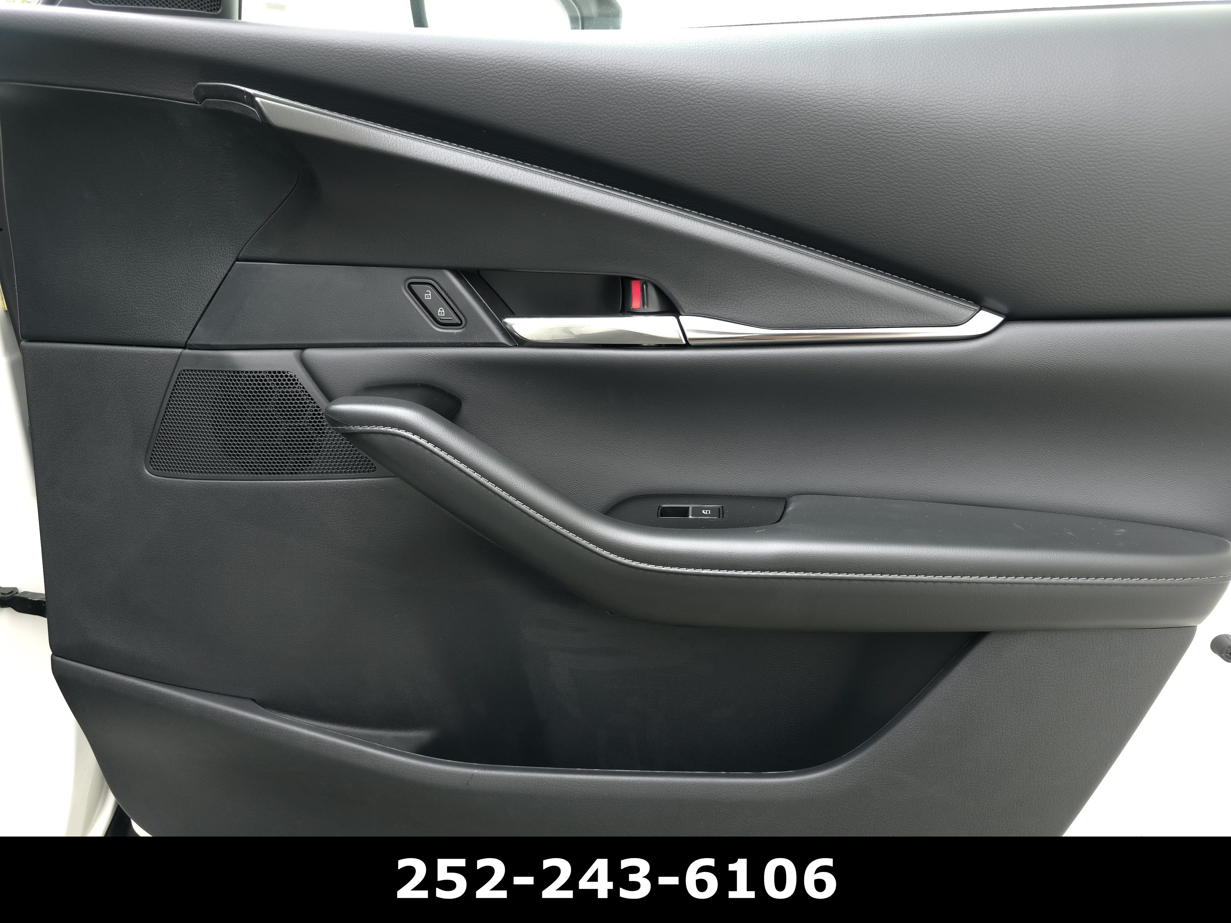 Used 2025 MAZDA CX-30 AWD 2.5 S w/ Preferred Package image 34