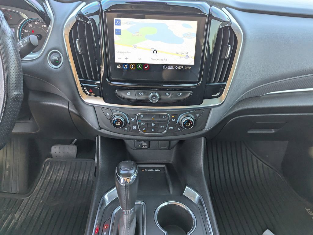 Used 2020 Chevrolet Traverse Premier image 13