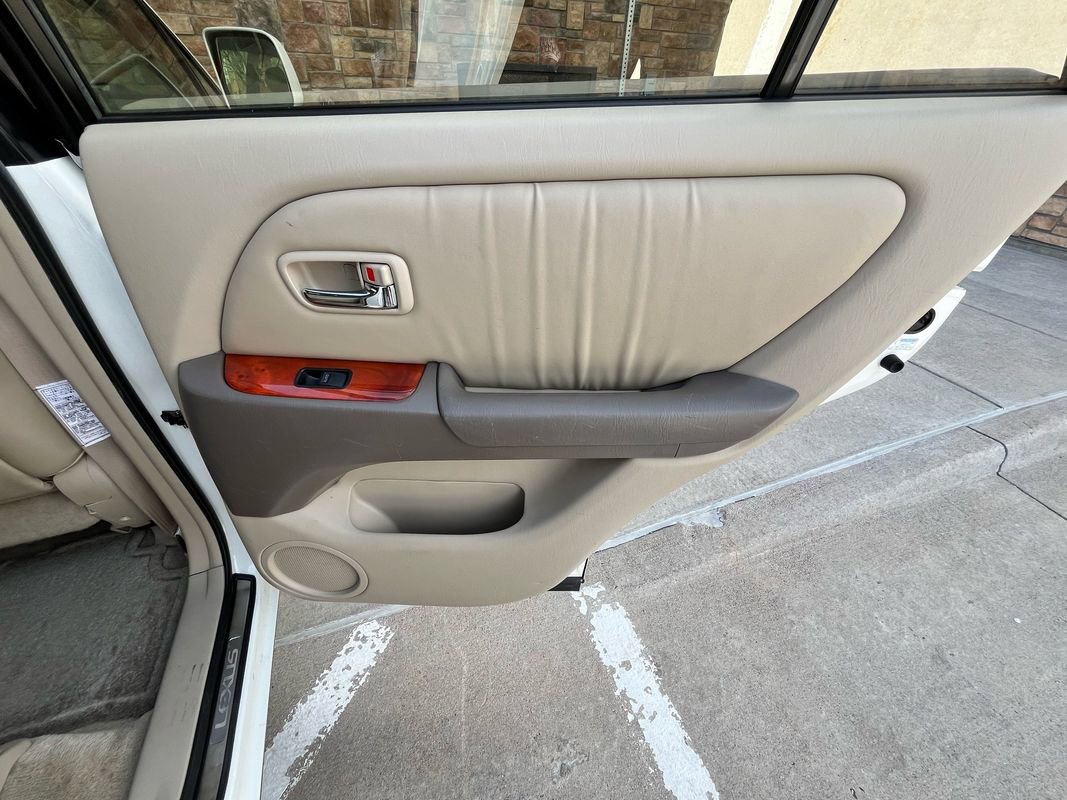 Used 2002 Lexus RX 300 4WD image 16
