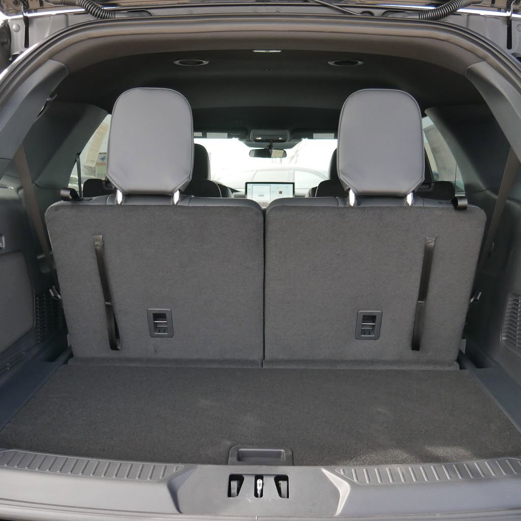 New 2026 Ford Explorer ST-Line image 19