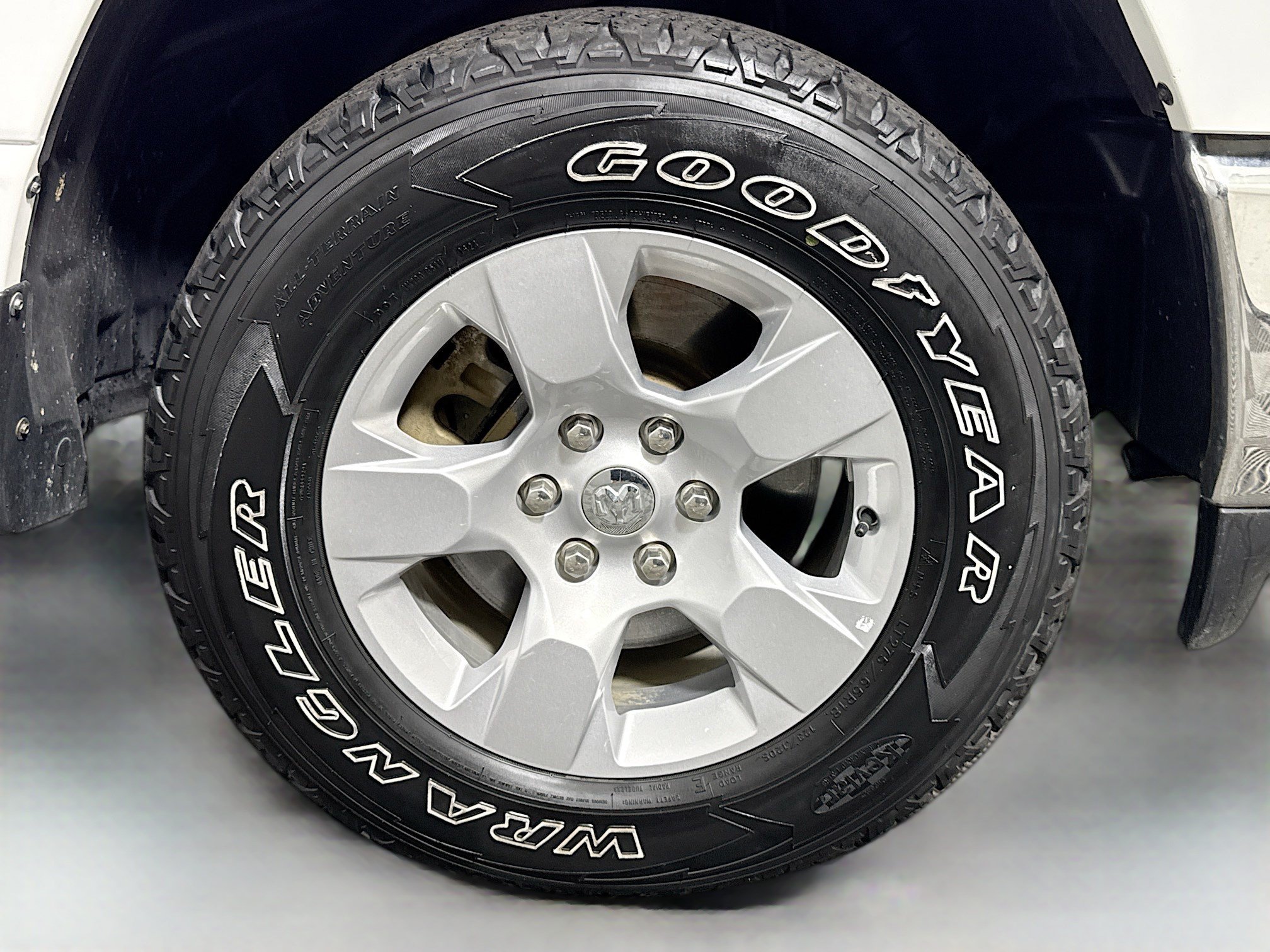Used 2023 RAM 1500 Big Horn AWD/4WD image 32