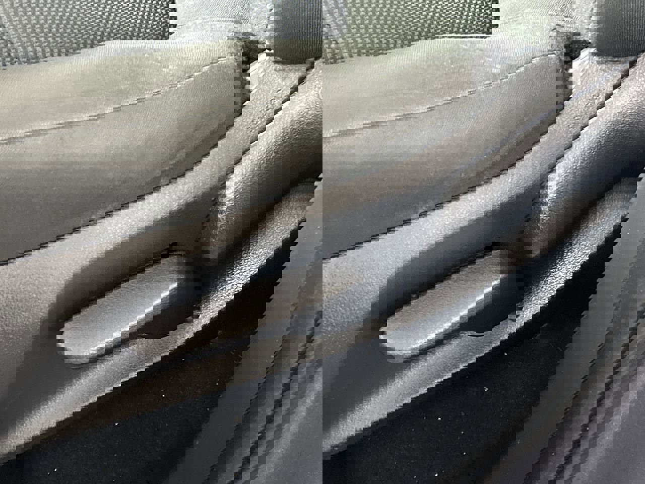 Used 2022 Toyota RAV4 LE image 20