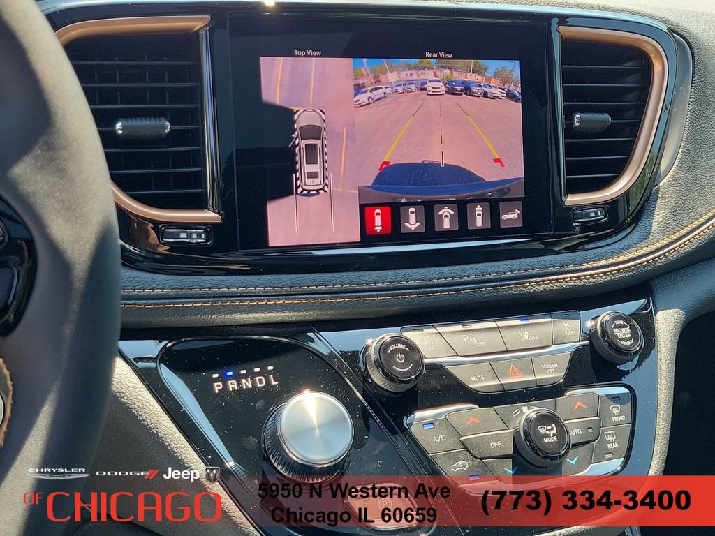 New 2027 Chrysler Pacifica Pinnacle w/ Theater Group AWD/4WD image 34