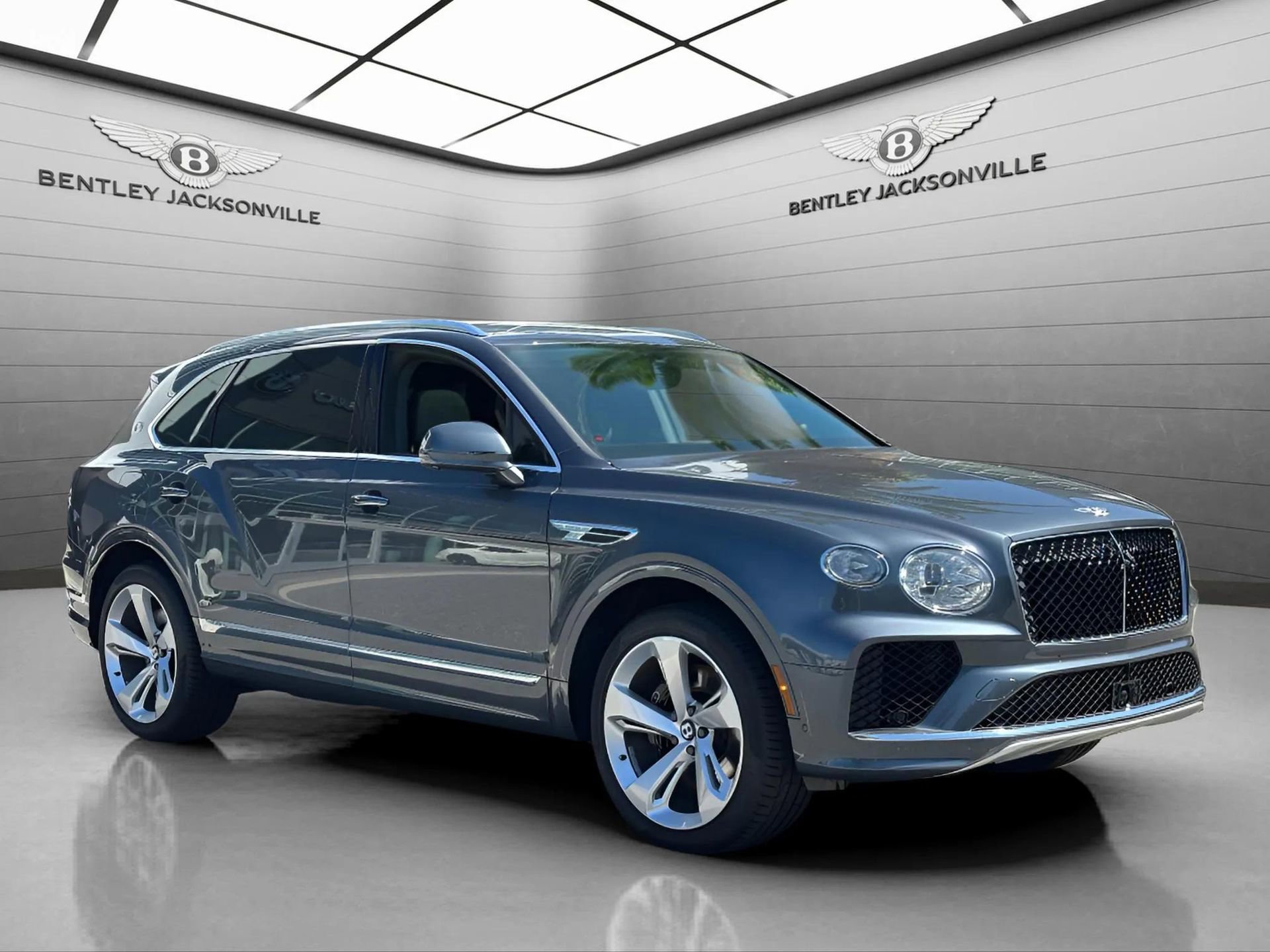 New 2025 Bentley Bentayga Extended Wheelbase image 14