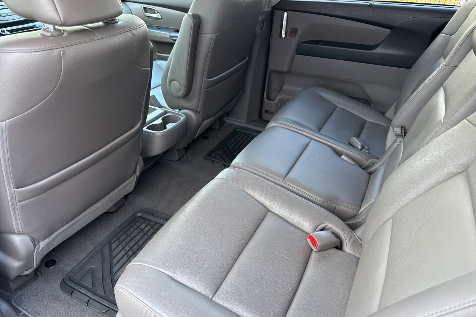 Used 2014 Honda Odyssey Touring image 12