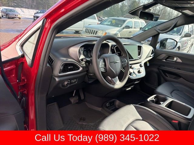New 2026 Chrysler Voyager LX FWD image 13