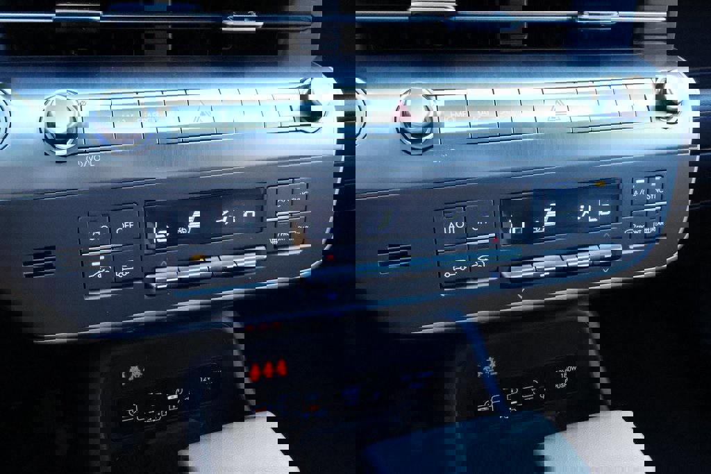 New 2026 Hyundai Kona SEL Sport image 12