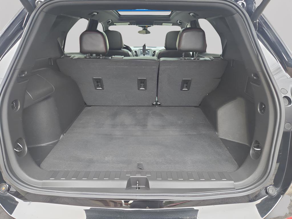 Used 2023 Chevrolet Equinox RS image 17