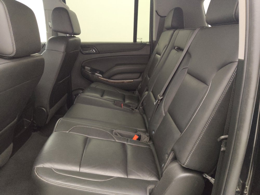 Used 2020 Chevrolet Suburban LT image 18