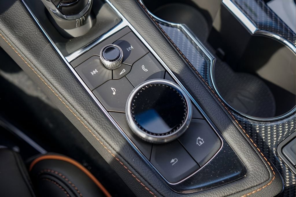 New 2026 Cadillac CT4 V image 14