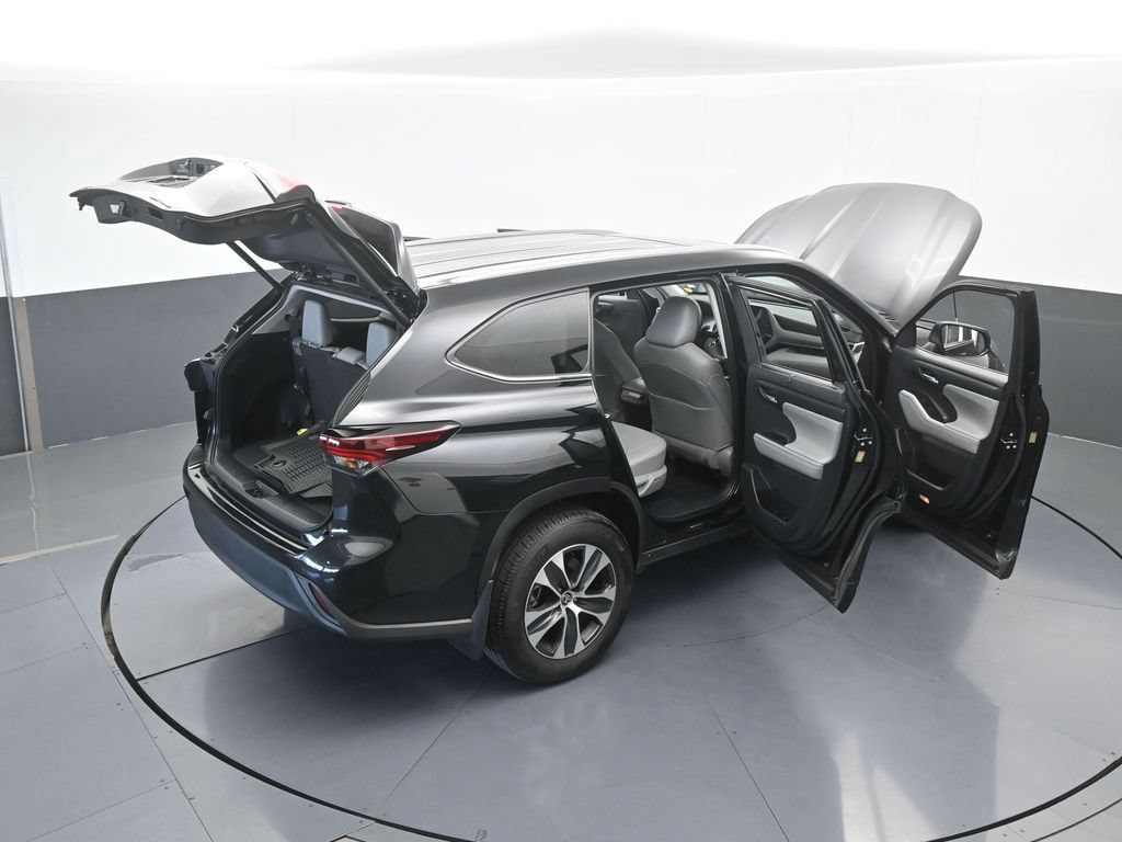 Used 2026 Toyota Highlander XLE AWD/4WD image 70