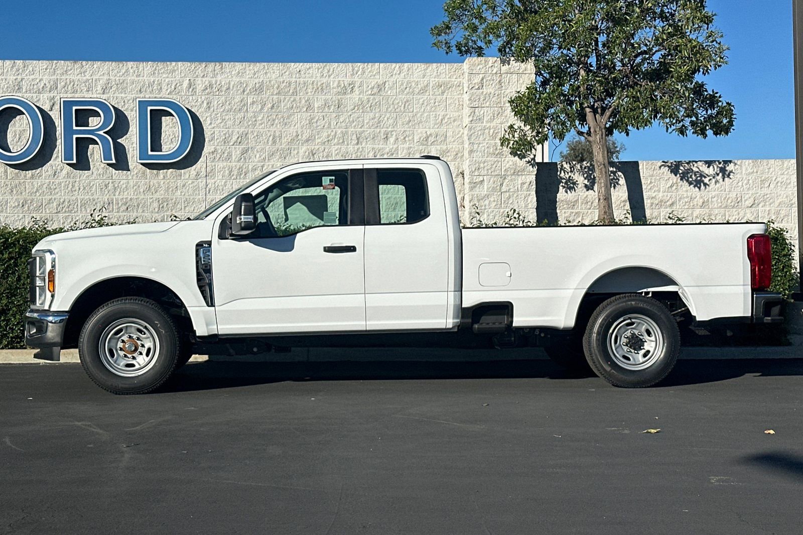 New 2026 Ford F250 XL w/ XL Chrome Package image 7