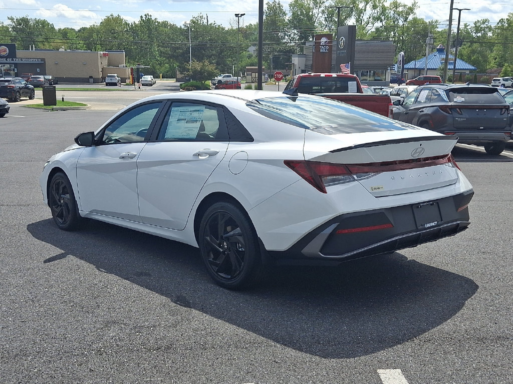 New 2026 Hyundai Elantra N Line FWD image 4