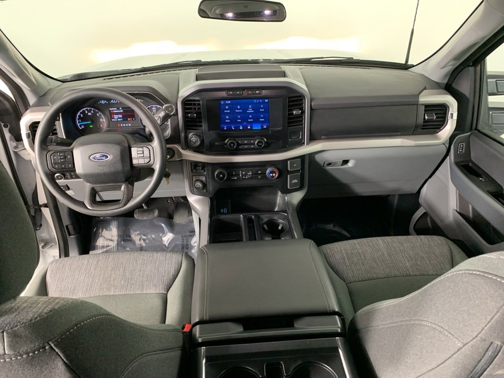 Used 2023 Ford F150 XLT w/ Trailer Tow Package image 8