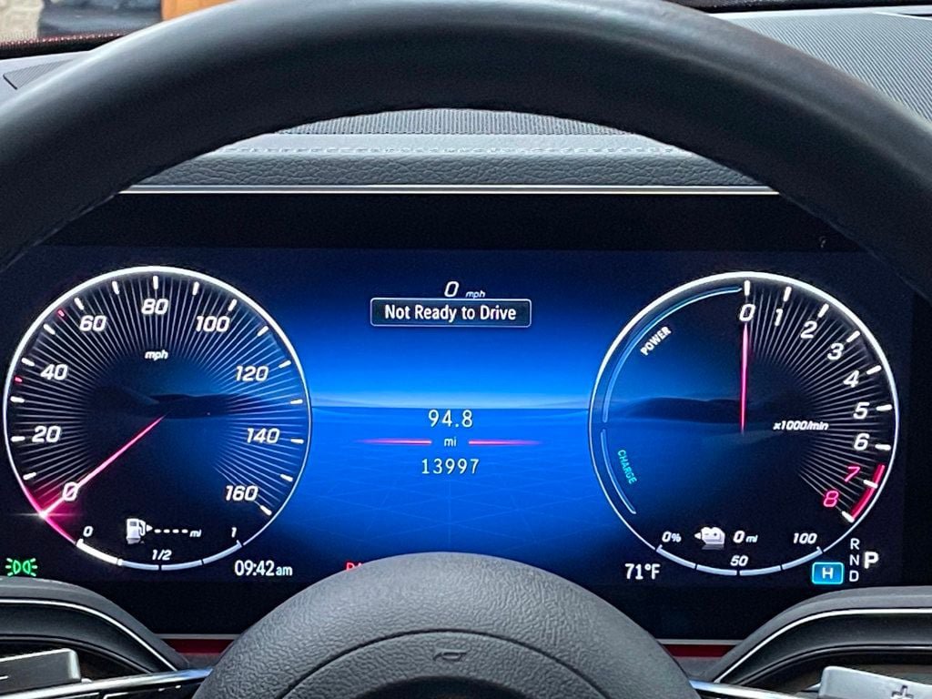 Used 2024 Mercedes-Benz GLE 450e 4MATIC image 31