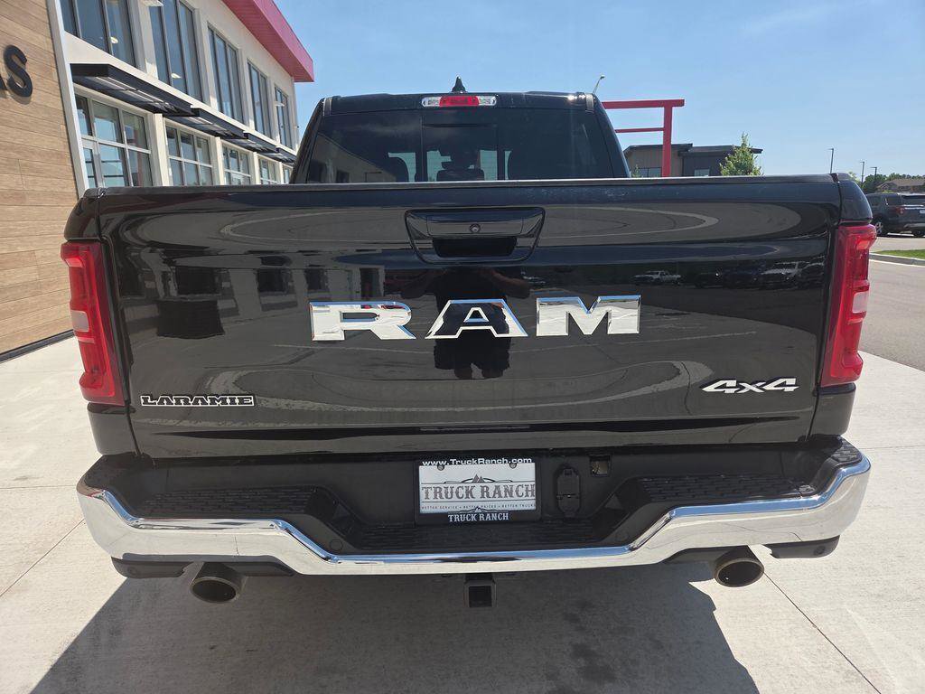 Used 2025 RAM 1500 Laramie image 5