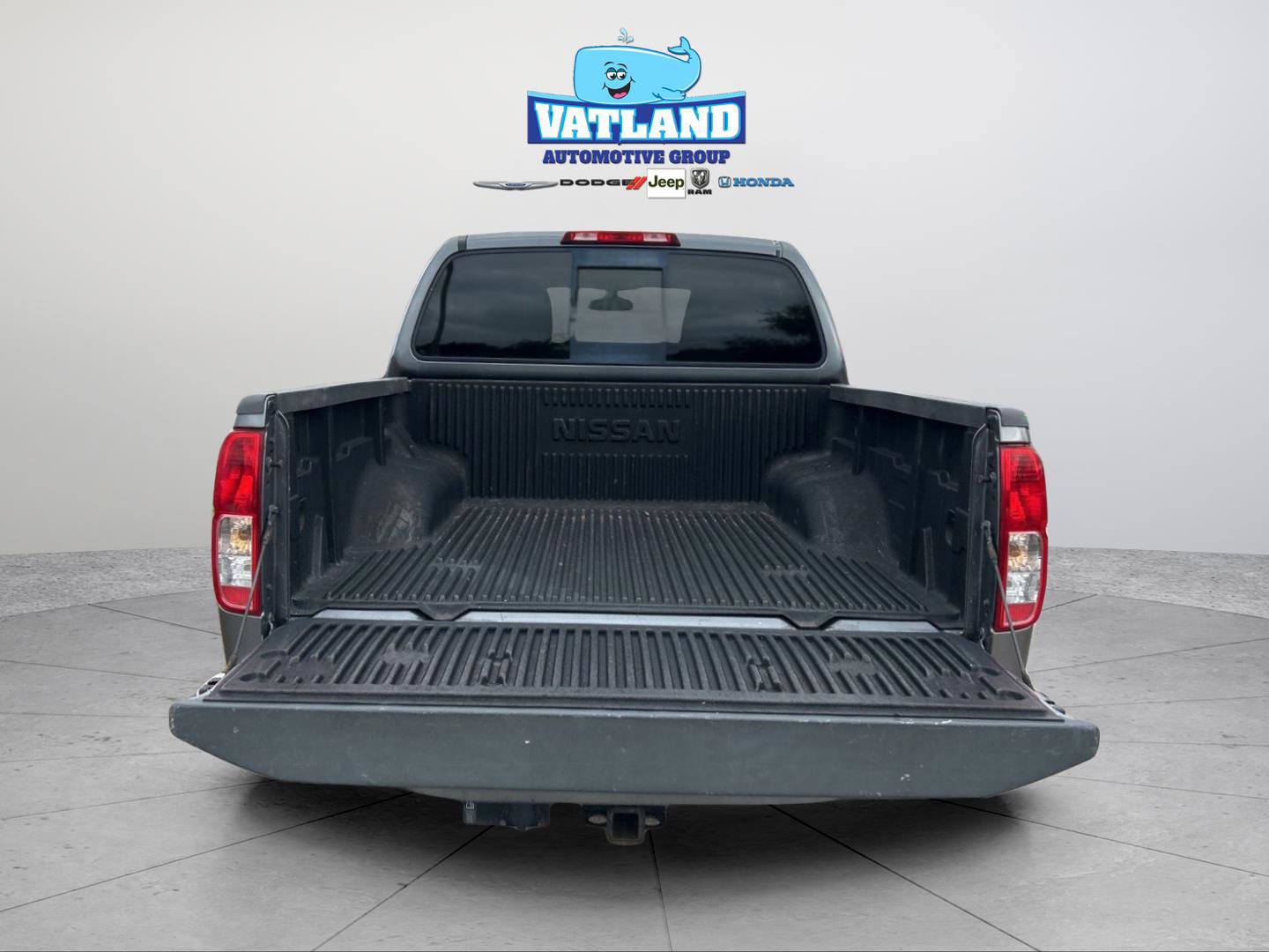 Used 2017 Nissan Frontier SV image 32