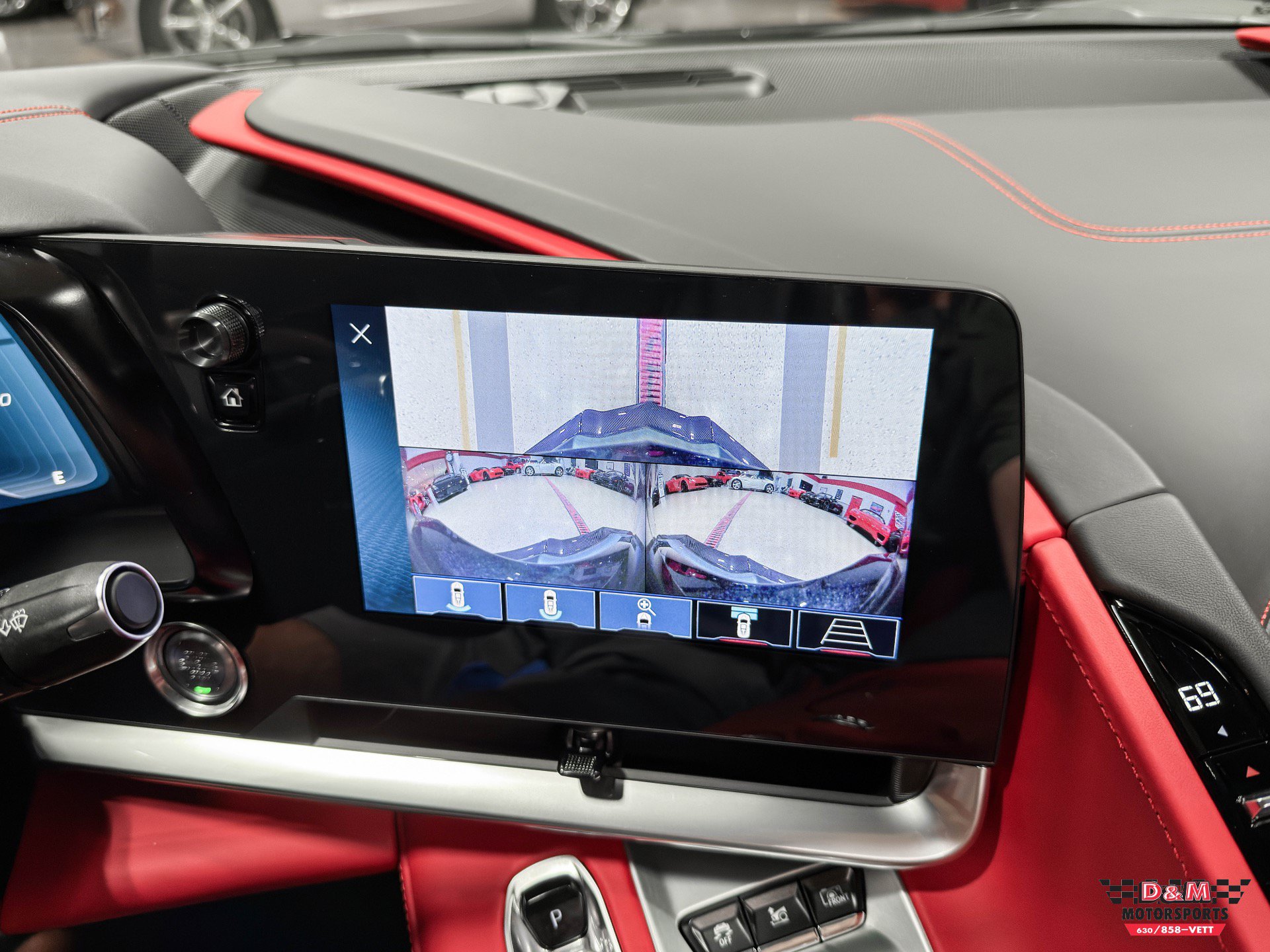 Used 2024 Chevrolet Corvette Z06 RWD image 21