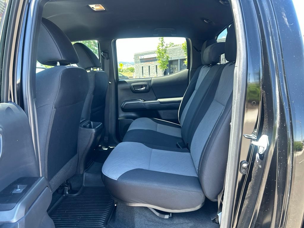 Used 2023 Toyota Tacoma TRD Sport AWD/4WD image 19