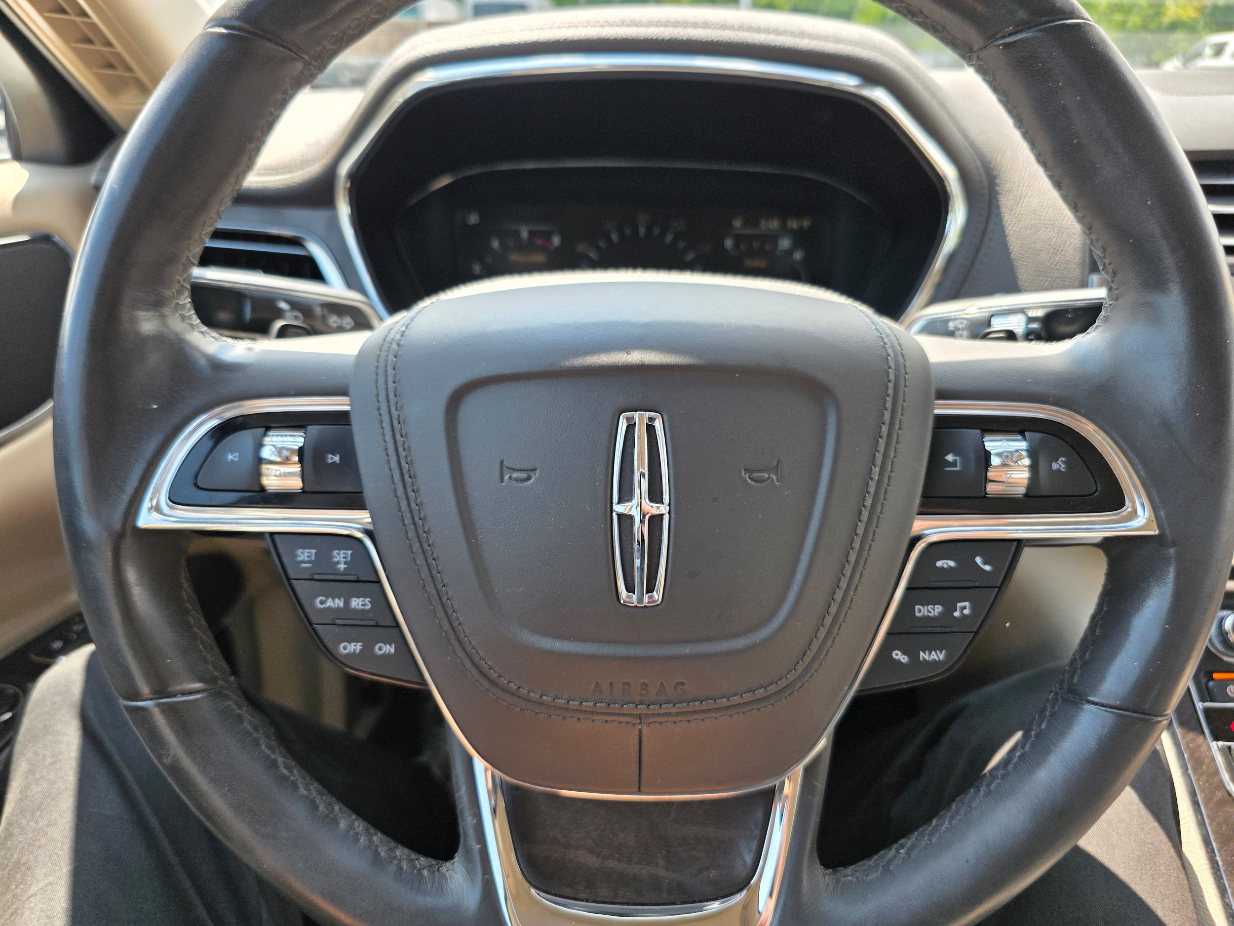 Used 2017 Lincoln Continental Reserve w/ Climate Package AWD/4WD image 14