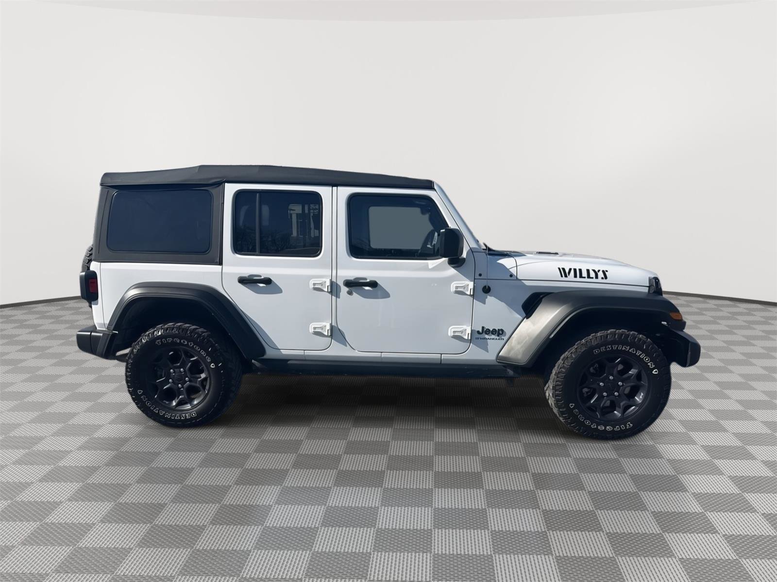 Used 2023 Jeep Wrangler Unlimited w/ Cold Weather Group image 6