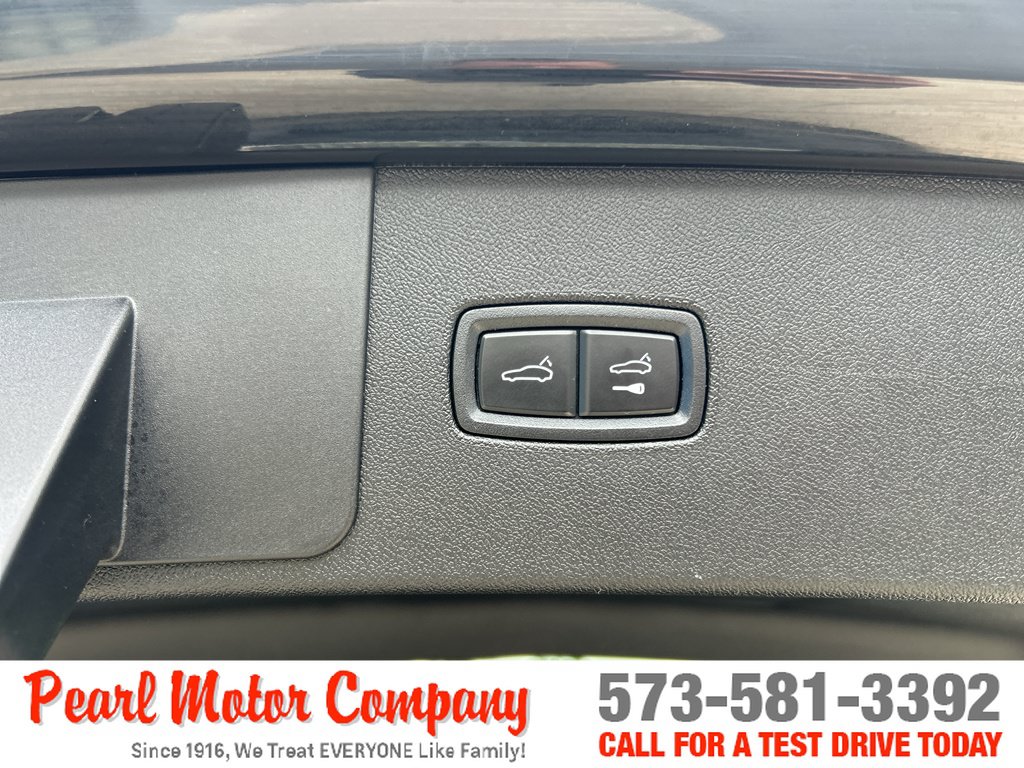 Used 2023 Porsche Cayenne Platinum Edition AWD/4WD image 23