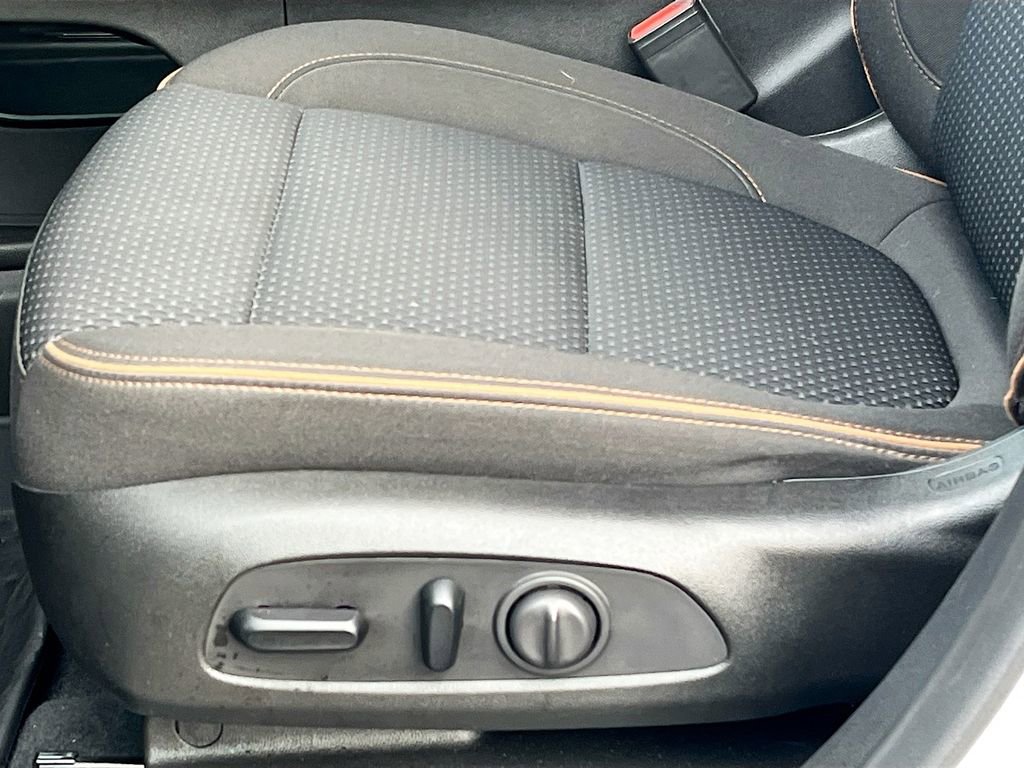 Used 2021 GMC Acadia AT4 AWD/4WD image 19