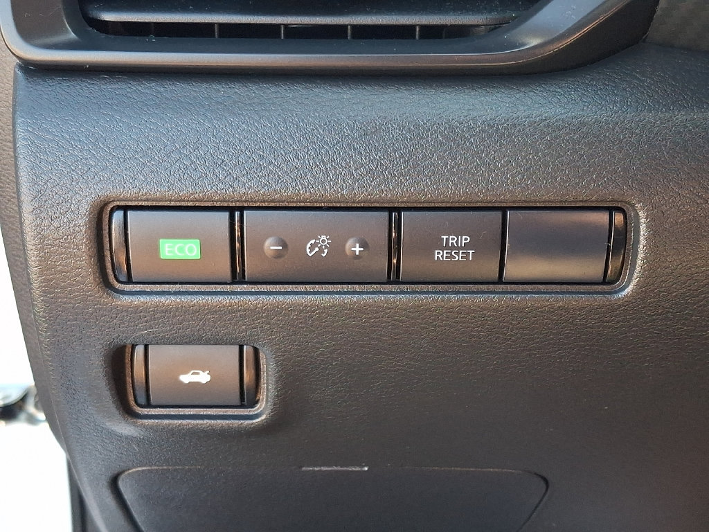 Certified 2024 Nissan Sentra S FWD image 25