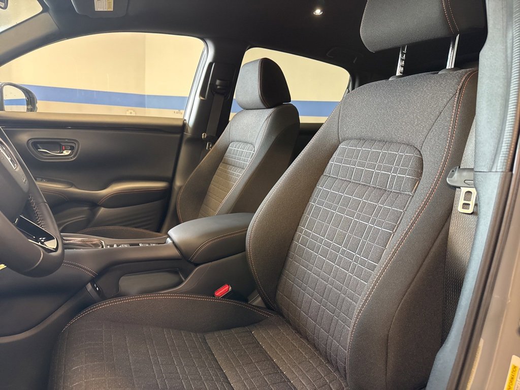 New 2025 Honda HR-V Sport image 17