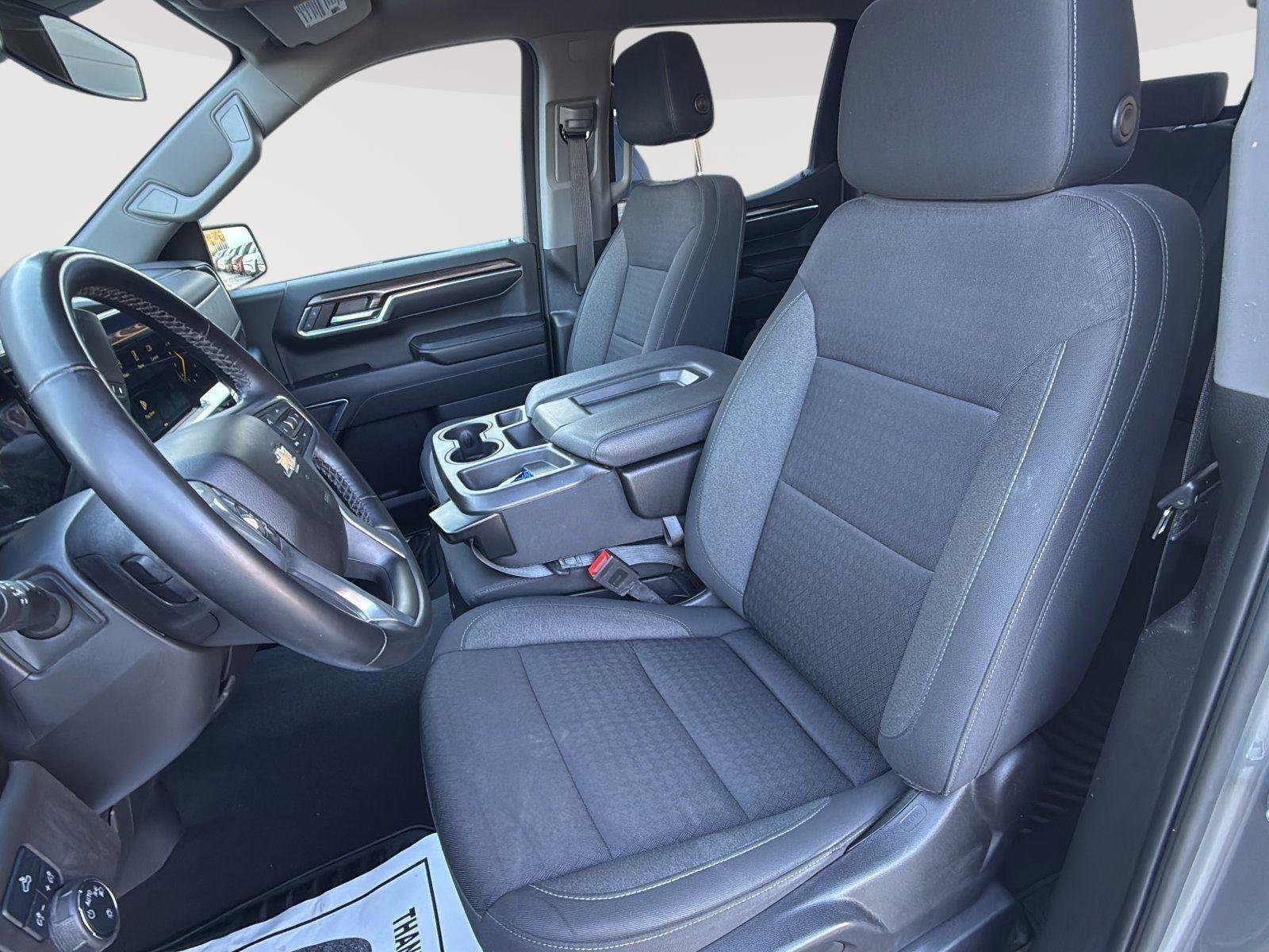 Used 2023 Chevrolet Silverado 1500 LT image 17