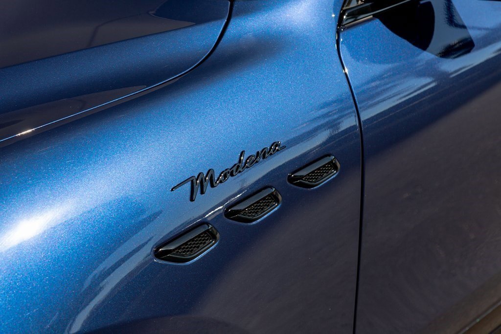 New 2025 Maserati Grecale Modena image 11