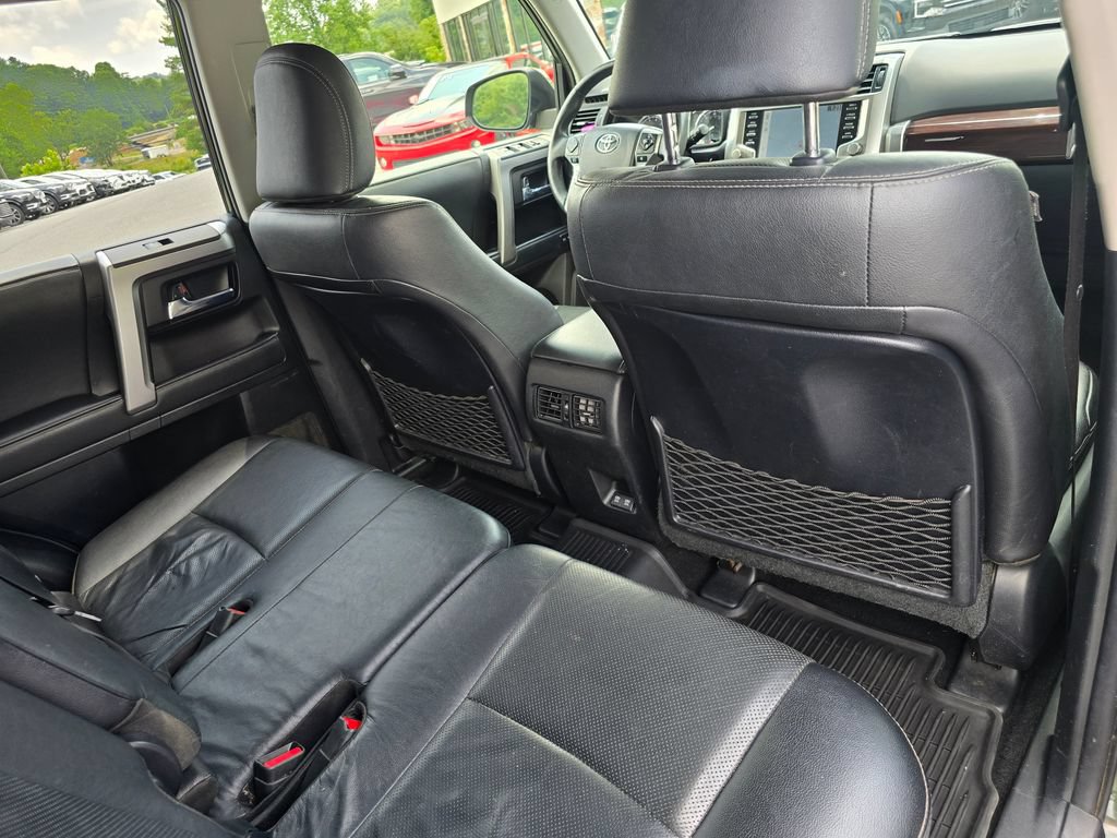 Used 2022 Toyota 4Runner Limited AWD/4WD image 31
