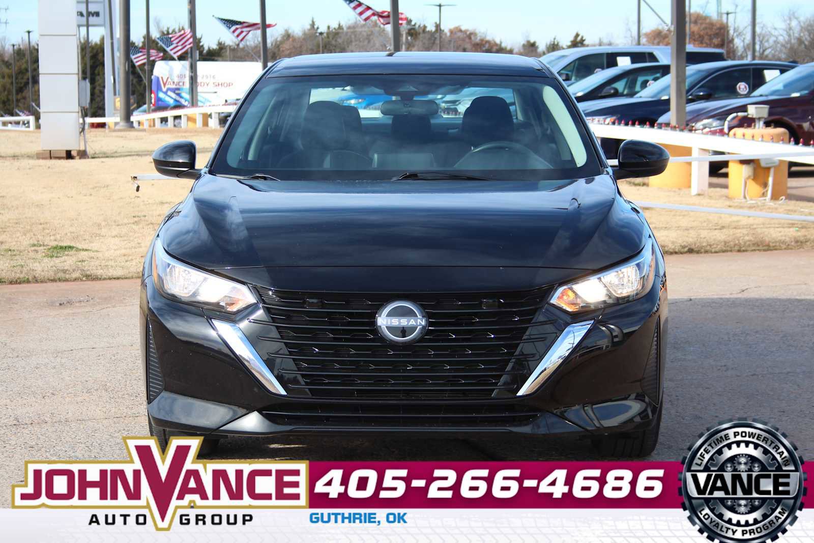 Used 2025 Nissan Sentra SV image 2