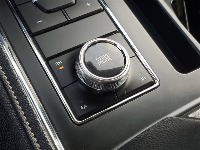 Used 2024 Ford Expedition Max XLT image 22