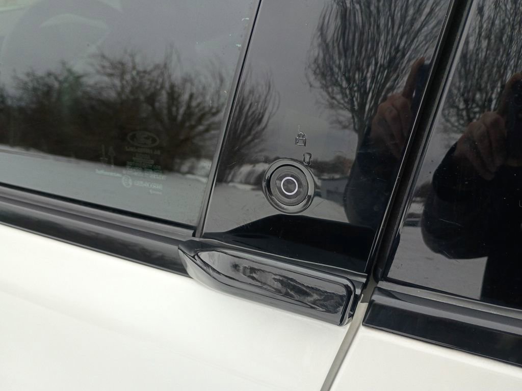 Used 2021 Ford Mustang Mach-E Select w/ Comfort/Technology Package image 18