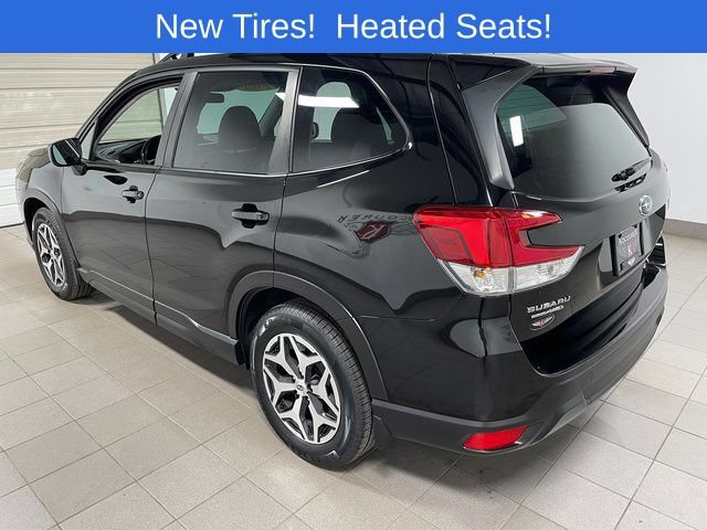 Used 2023 Subaru Forester Premium AWD/4WD image 4