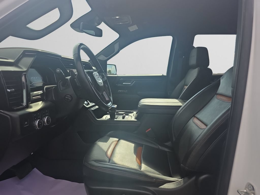 Used 2025 GMC Sierra 1500 AT4 AWD/4WD image 10