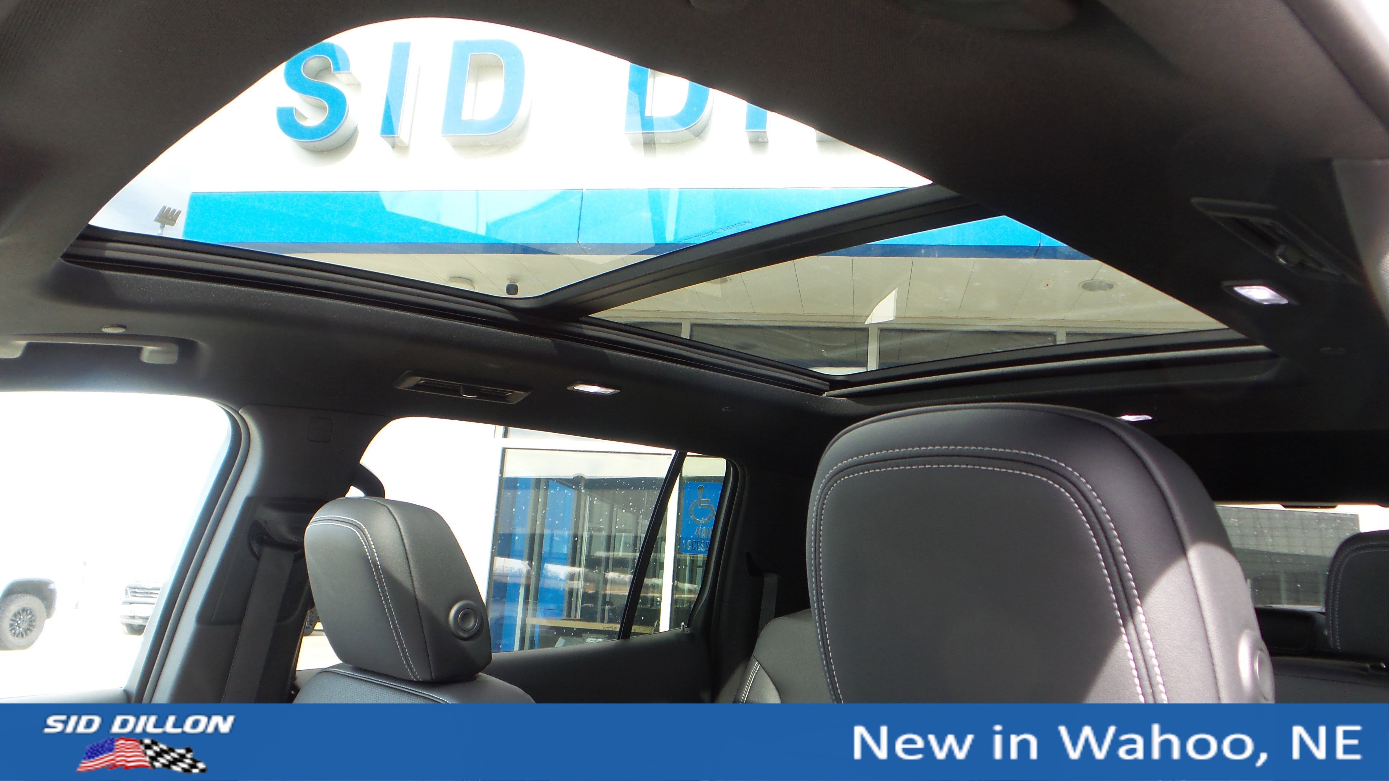 New 2026 Chevrolet Traverse LT w/ Sun and Wheel Package image 10