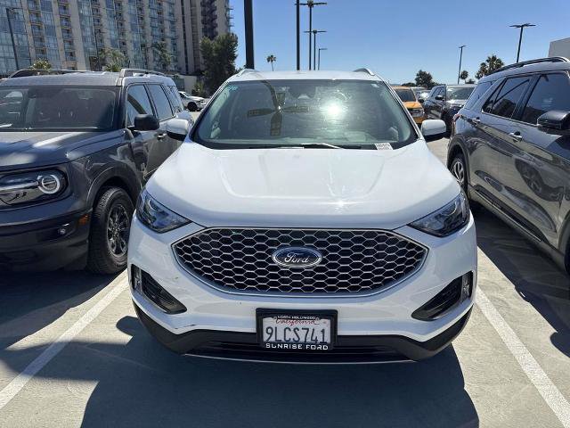 Certified 2024 Ford Edge SEL w/ Convenience Package AWD/4WD image 9