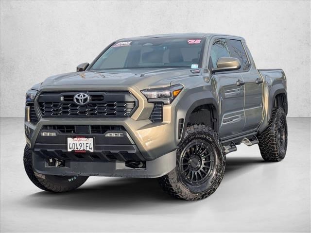 Used 2025 Toyota Tacoma TRD Off-Road video 1