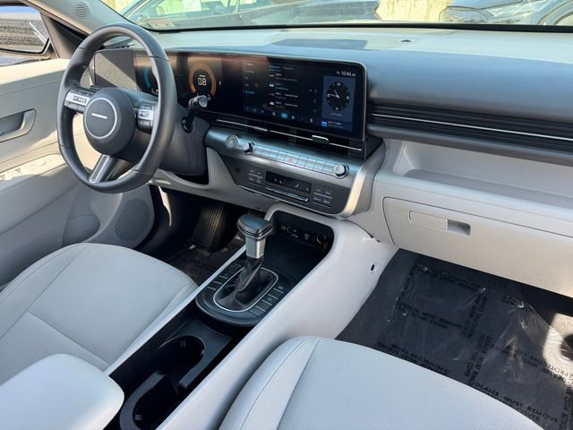 Used 2025 Hyundai Kona SEL image 20