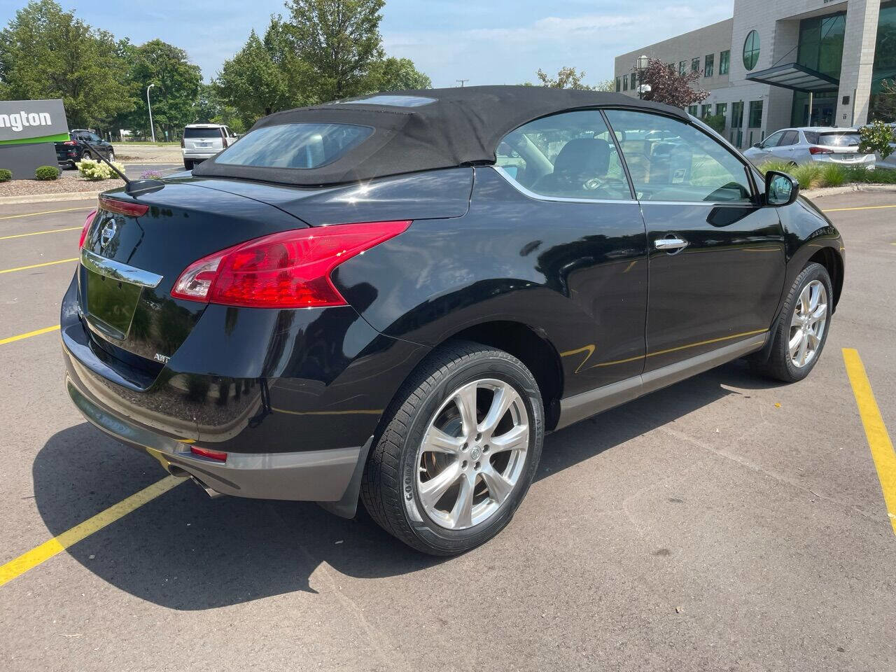 Used 2014 Nissan Murano CrossCabriolet w/ Navigation Package image 19