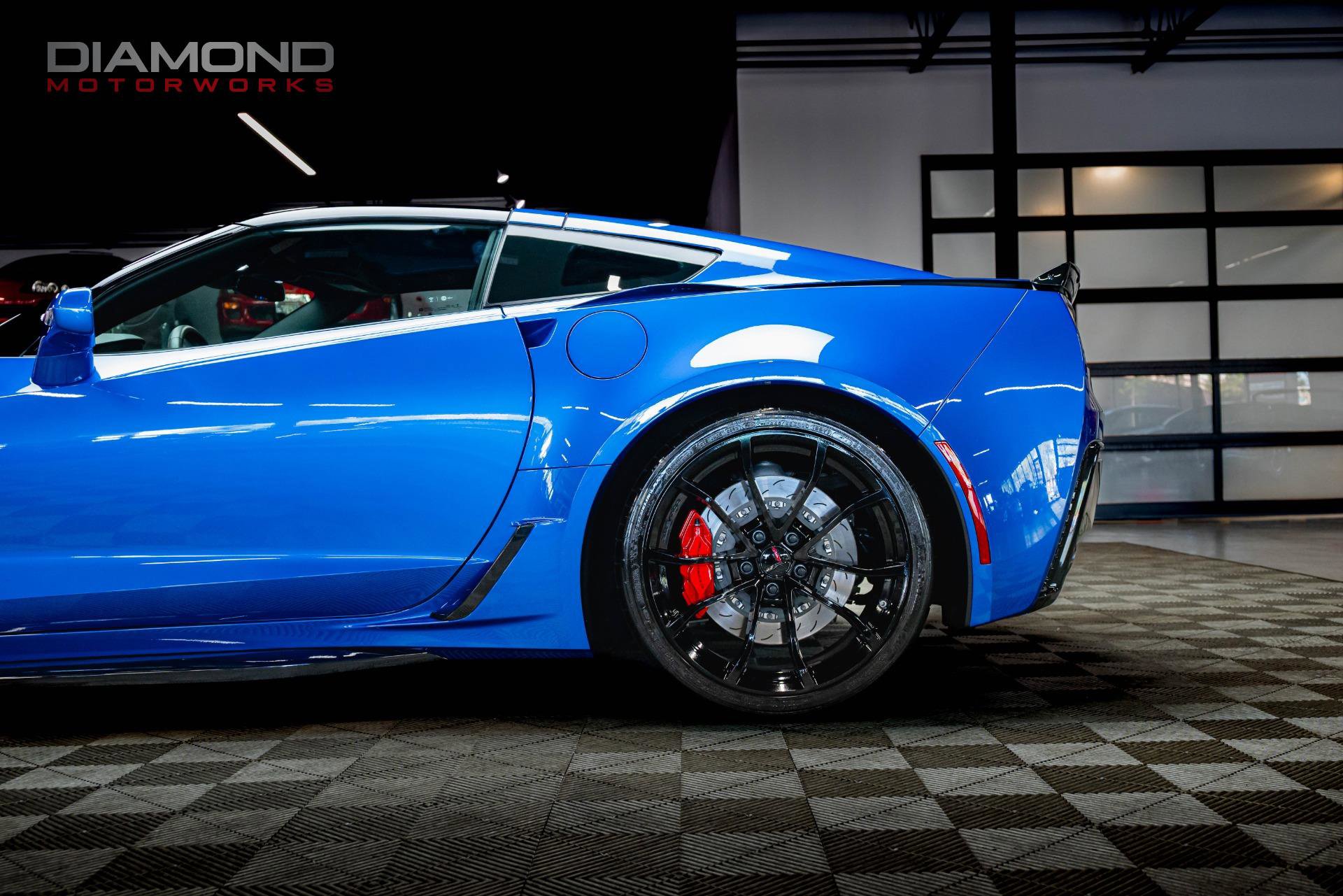 Used 2019 Chevrolet Corvette Grand Sport w/ Carbon Flash Badge Package image 11