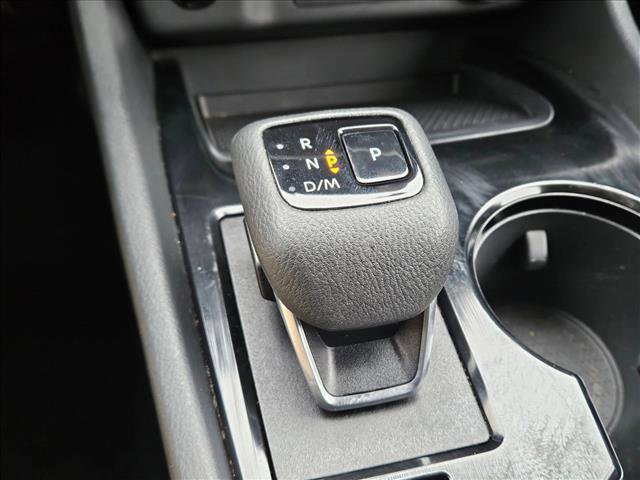 Used 2025 Nissan Rogue SV image 12