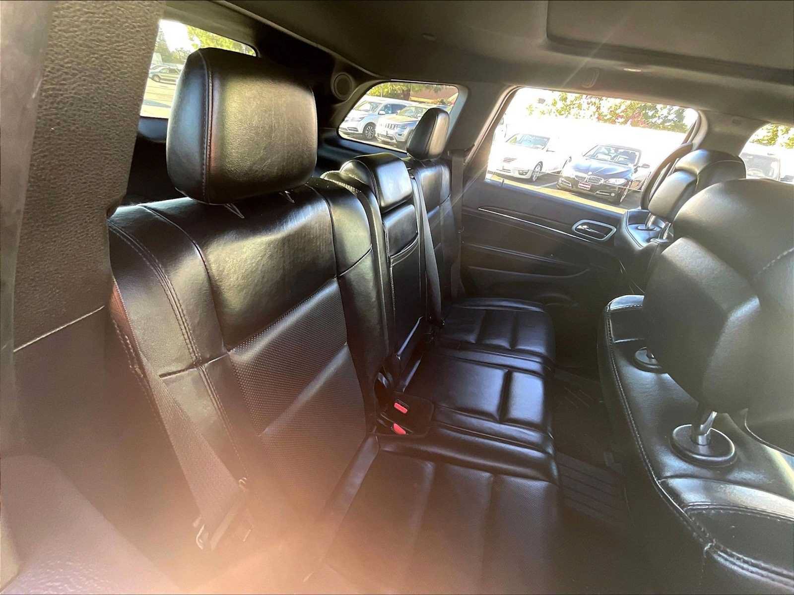 Used 2021 Jeep Grand Cherokee Limited w/ Luxury Group II RWD image 28