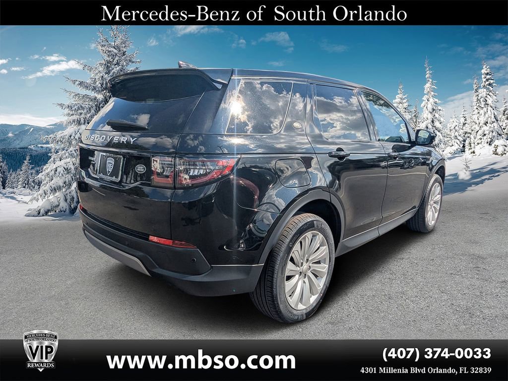 Used 2020 Land Rover Discovery Sport SE image 4