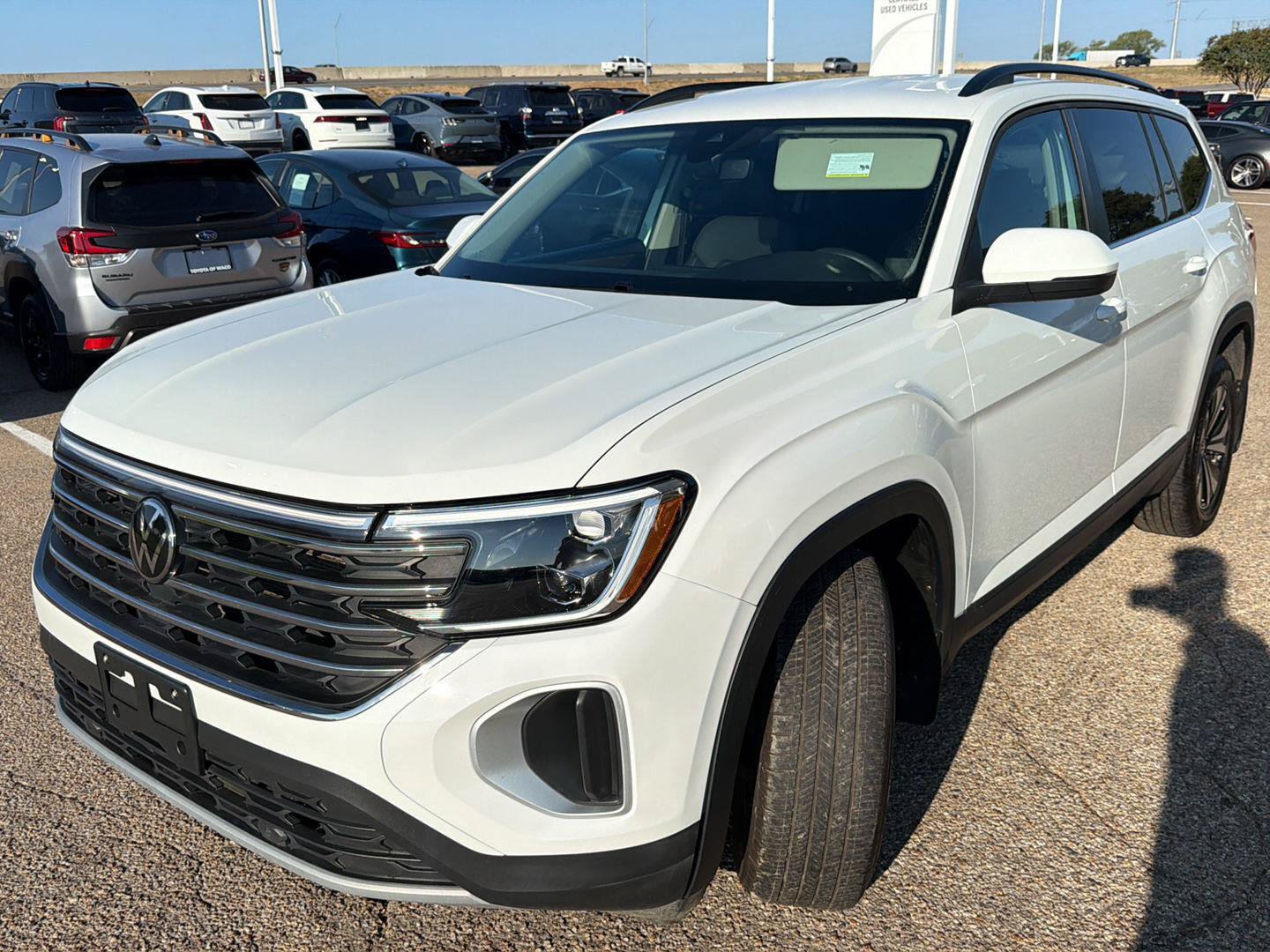 Used 2024 Volkswagen Atlas SE FWD image 6