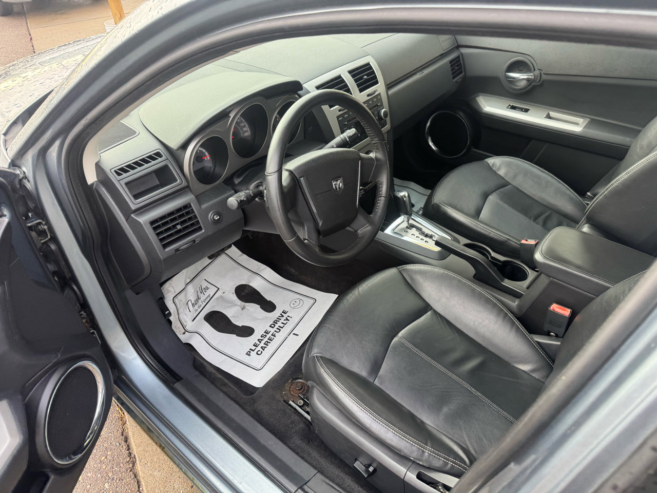 Used 2010 Dodge Avenger R/T image 10